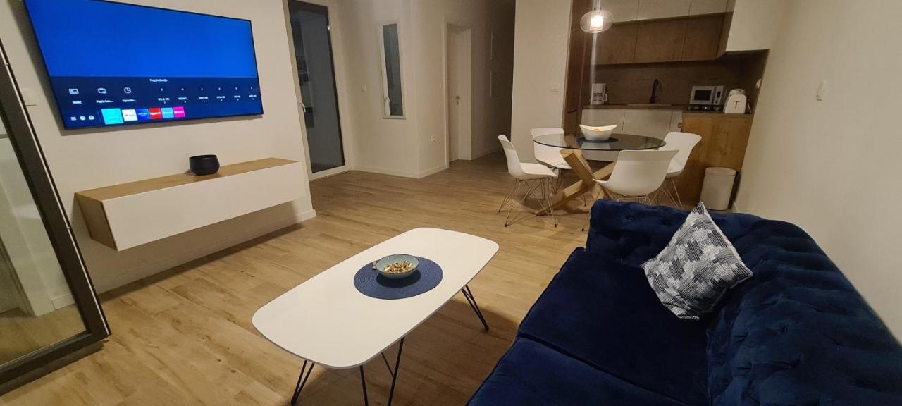 Apartman Marcelina 1 With Private Pool Trogir Exterior photo