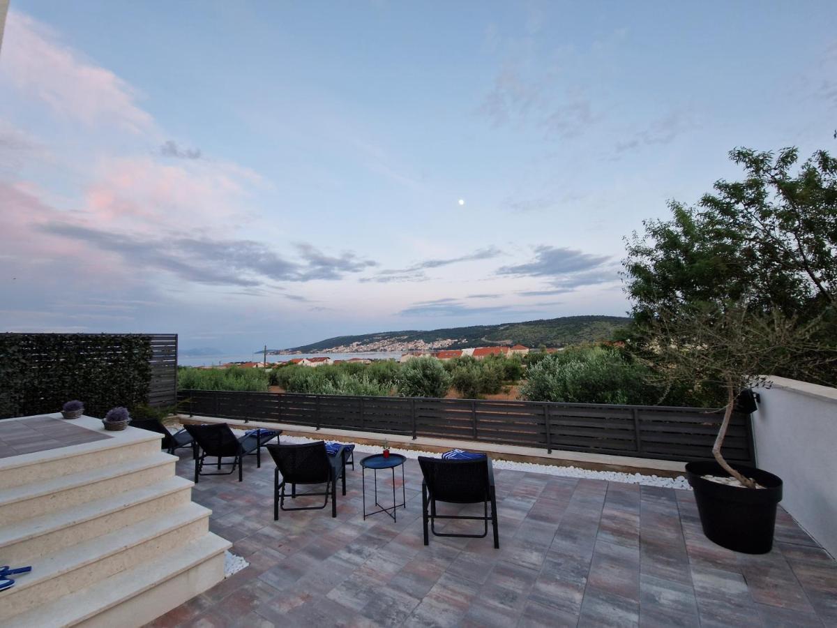 Apartman Marcelina 1 With Private Pool Trogir Exterior photo