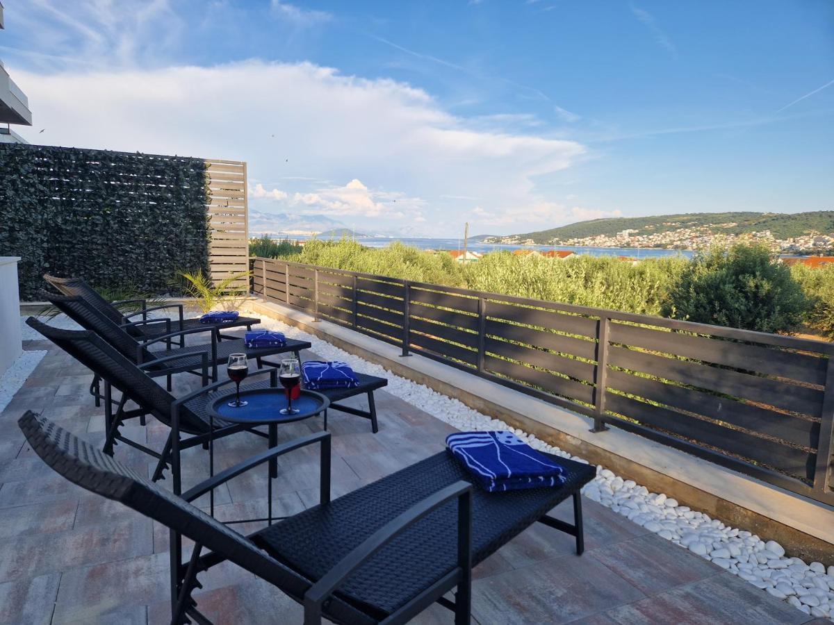 Apartman Marcelina 1 With Private Pool Trogir Exterior photo