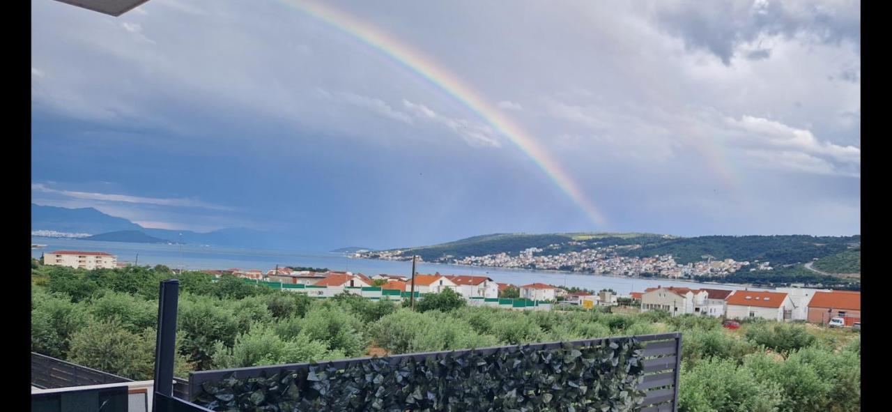 Apartman Marcelina 1 With Private Pool Trogir Exterior photo